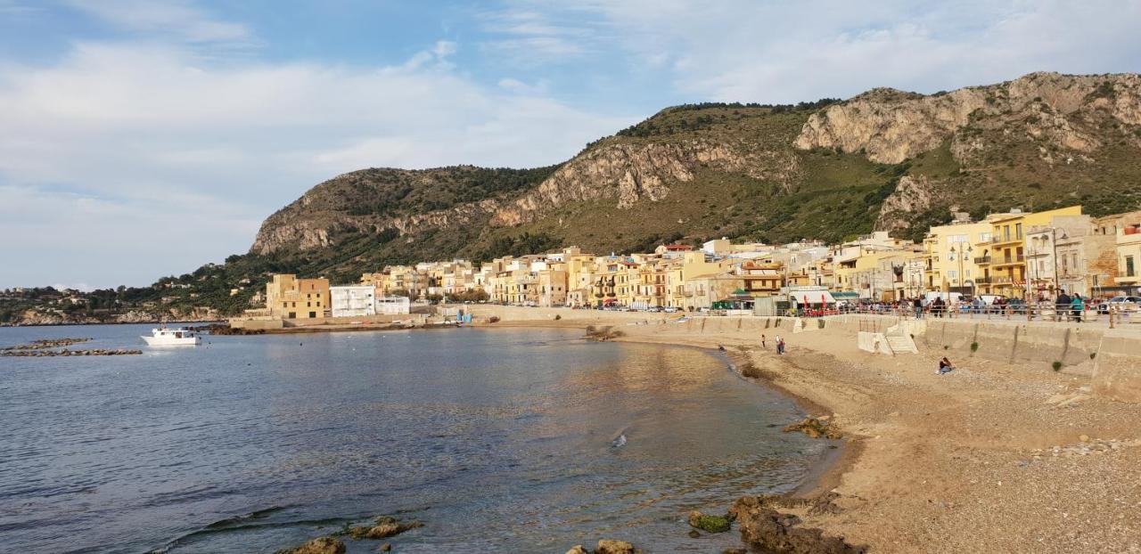 Casa Vacanze L'Ortensia Bagheria Bagian luar foto